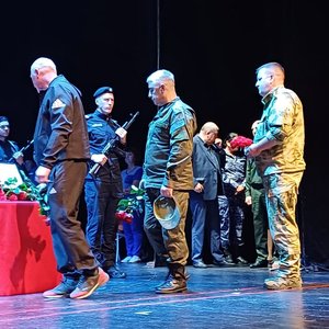 c3319f1b-e616-4104-887f-70253e8c53cb.jpg