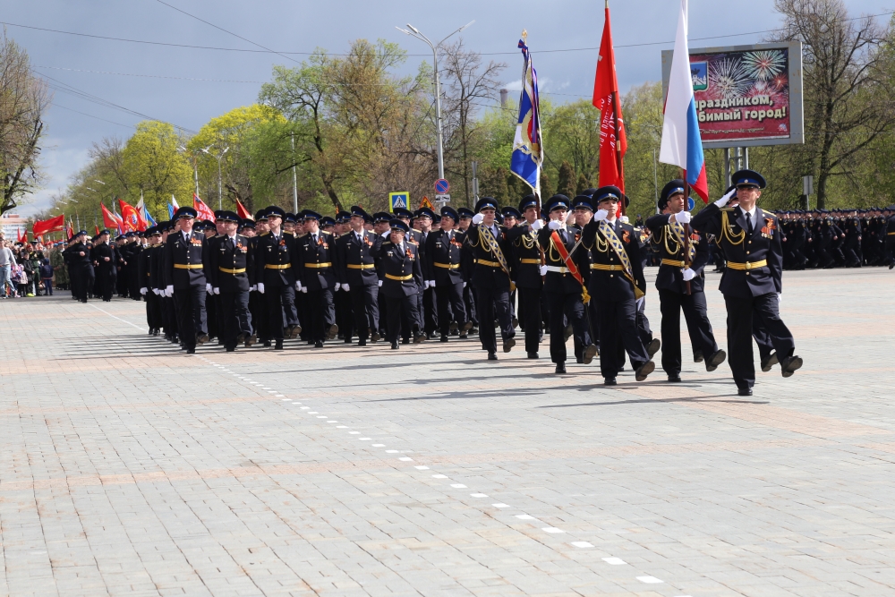 Прошел орел. Парад 9 мая. День Победы Орел. Парад Победы во Владимире. Парад Победы в Орле 2022.