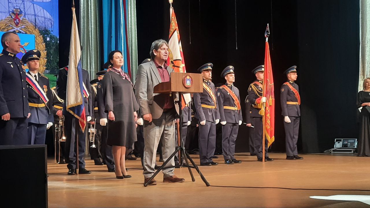 На страже мира и безопасности - Орловский городской Совет народных депутатов